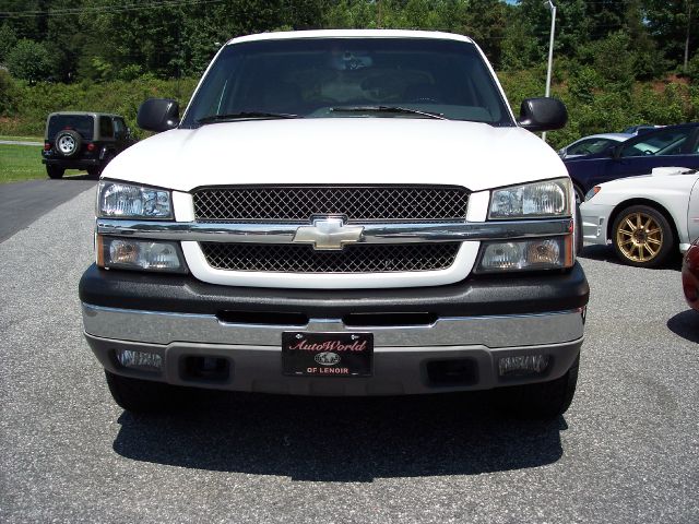 2003 Chevrolet Avalanche C350 4dr Sdn 3.5L Sport RWD Sedan