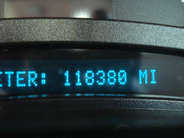 2003 Chevrolet Avalanche C350 4dr Sdn 3.5L Sport RWD Sedan