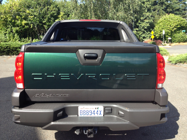 2003 Chevrolet Avalanche C350 4dr Sdn 3.5L Sport RWD Sedan
