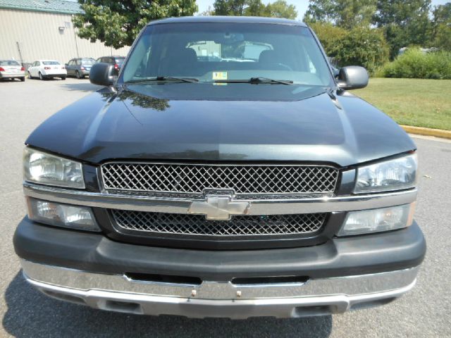 2003 Chevrolet Avalanche C350 4dr Sdn 3.5L Sport RWD Sedan