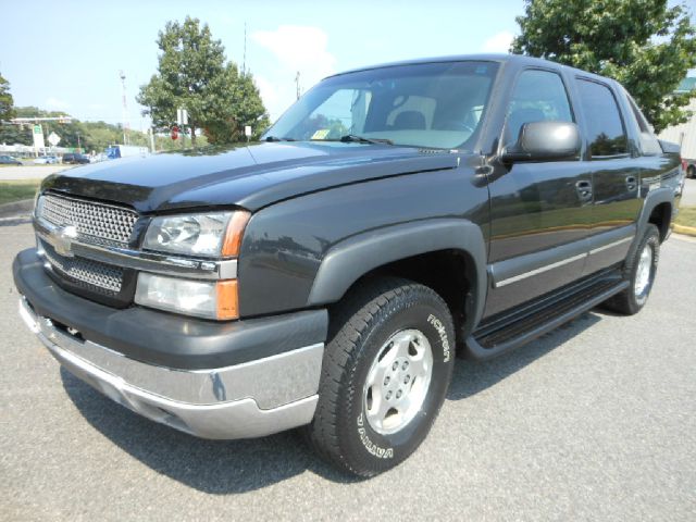 2003 Chevrolet Avalanche C350 4dr Sdn 3.5L Sport RWD Sedan