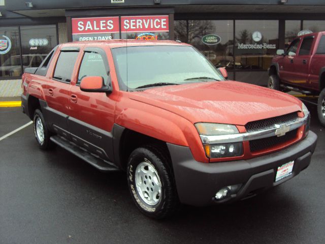2003 Chevrolet Avalanche Street Triple