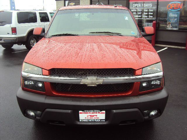 2003 Chevrolet Avalanche Street Triple