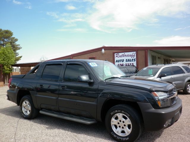 2003 Chevrolet Avalanche C350 4dr Sdn 3.5L Sport RWD Sedan