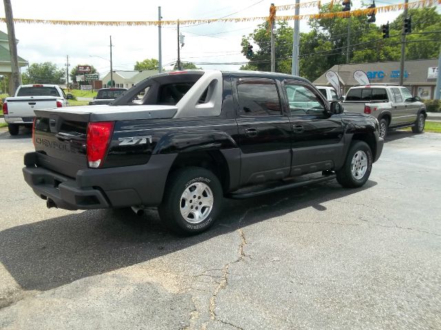 2003 Chevrolet Avalanche C350 4dr Sdn 3.5L Sport RWD Sedan
