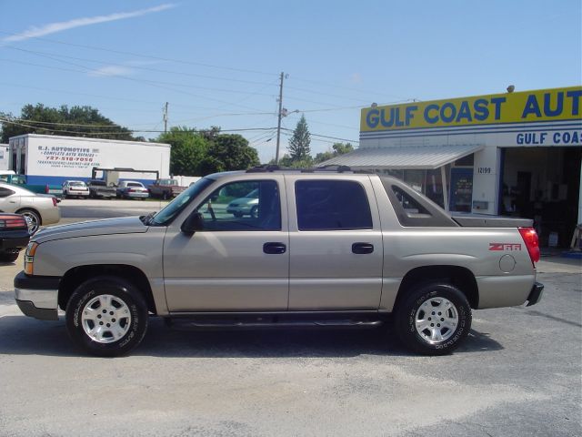 2003 Chevrolet Avalanche C350 4dr Sdn 3.5L Sport RWD Sedan