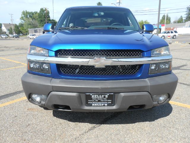 2003 Chevrolet Avalanche C350 4dr Sdn 3.5L Sport RWD Sedan