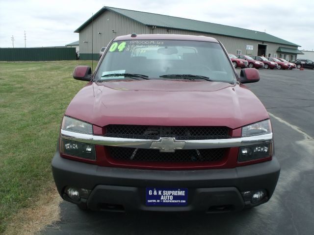 2004 Chevrolet Avalanche C350 4dr Sdn 3.5L Sport RWD Sedan