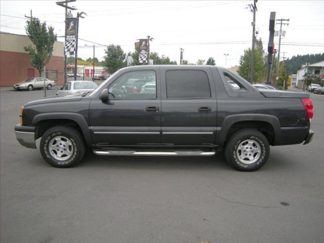 2004 Chevrolet Avalanche Unknown