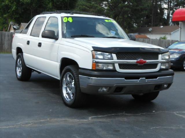 2004 Chevrolet Avalanche Crew Cab Amarillo 4X4