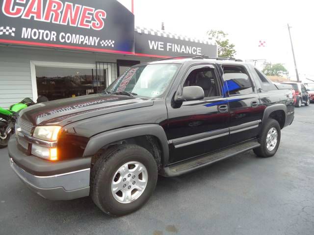 2004 Chevrolet Avalanche C350 4dr Sdn 3.5L Sport RWD Sedan
