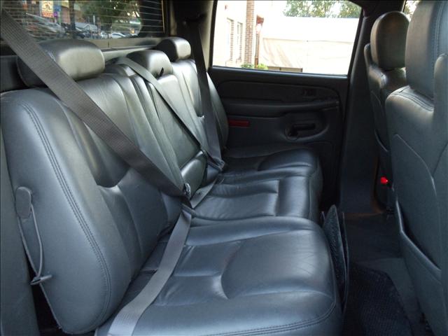 2004 Chevrolet Avalanche SL1