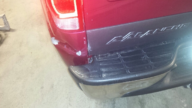 2004 Chevrolet Avalanche C350 4dr Sdn 3.5L Sport RWD Sedan