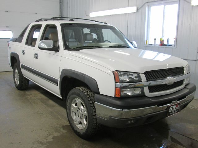 2004 Chevrolet Avalanche Crew Cab Amarillo 4X4