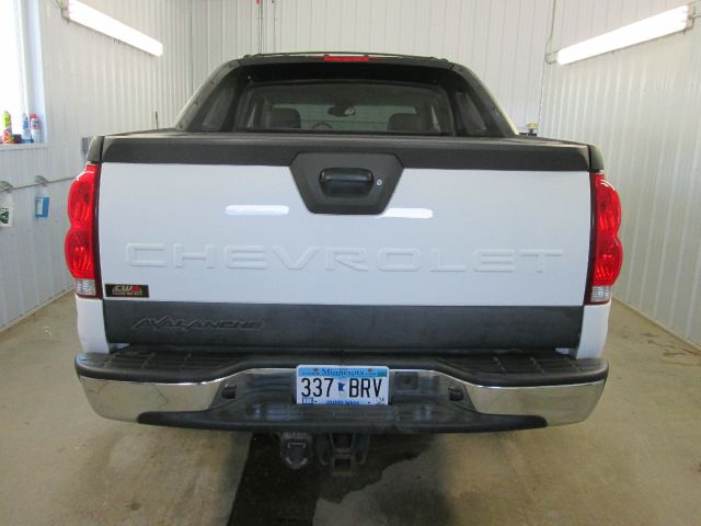 2004 Chevrolet Avalanche Crew Cab Amarillo 4X4