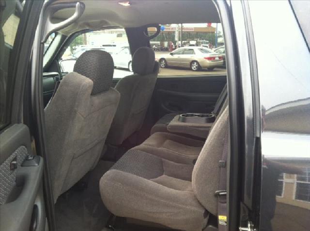 2004 Chevrolet Avalanche Crew Cab Amarillo 4X4