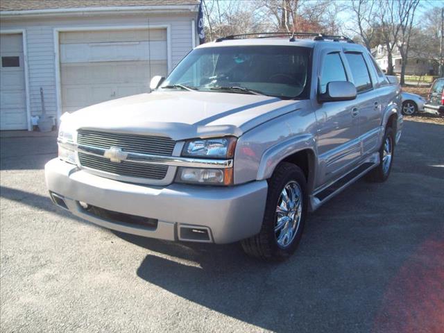 2004 Chevrolet Avalanche 325E
