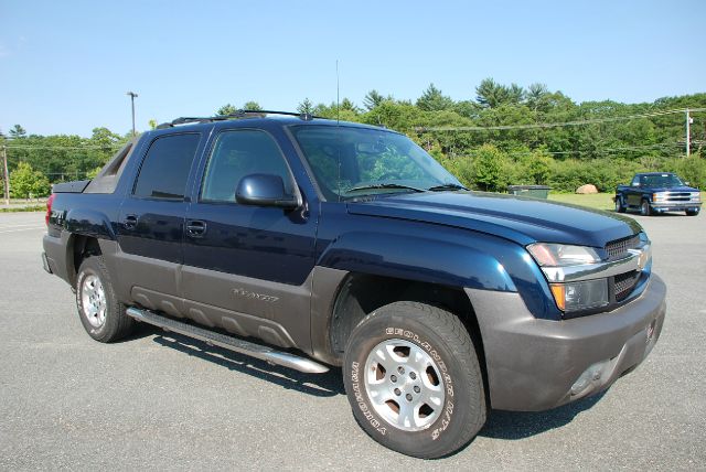 2004 Chevrolet Avalanche REG. CAB XL