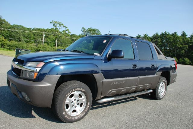 2004 Chevrolet Avalanche REG. CAB XL