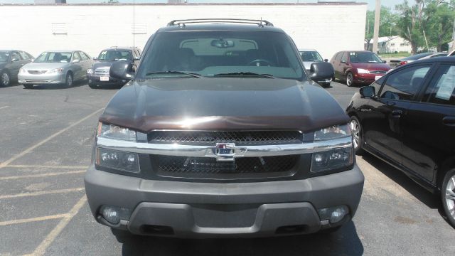 2004 Chevrolet Avalanche C350 4dr Sdn 3.5L Sport RWD Sedan