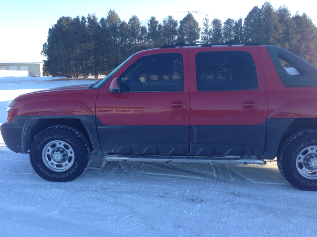 2004 Chevrolet Avalanche Carrera Coupe