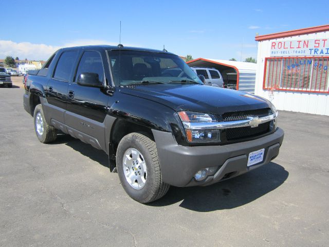 2004 Chevrolet Avalanche C350 4dr Sdn 3.5L Sport RWD Sedan