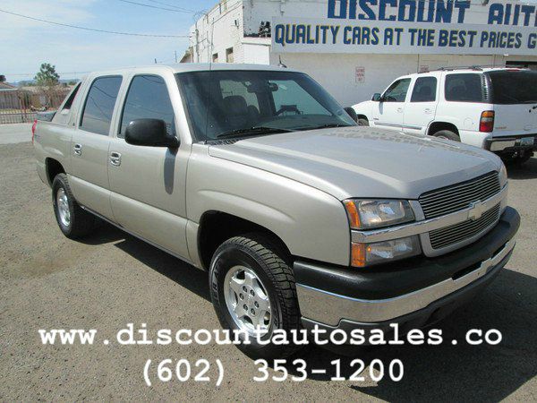 2005 Chevrolet Avalanche C350 4dr Sdn 3.5L Sport RWD Sedan