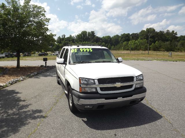 2005 Chevrolet Avalanche SL1