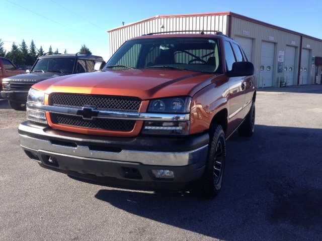 2005 Chevrolet Avalanche C350 4dr Sdn 3.5L Sport RWD Sedan