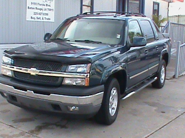 2005 Chevrolet Avalanche C350 4dr Sdn 3.5L Sport RWD Sedan