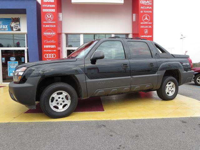 2005 Chevrolet Avalanche C350 4dr Sdn 3.5L Sport RWD Sedan