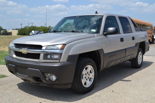 2006 Chevrolet Avalanche C350 4dr Sdn 3.5L Sport RWD Sedan