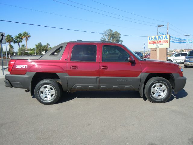 2006 Chevrolet Avalanche C350 4dr Sdn 3.5L Sport RWD Sedan