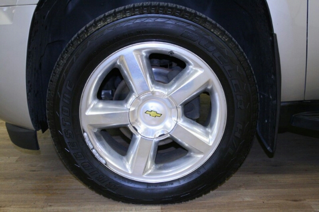 2007 Chevrolet Avalanche SX Hatchback