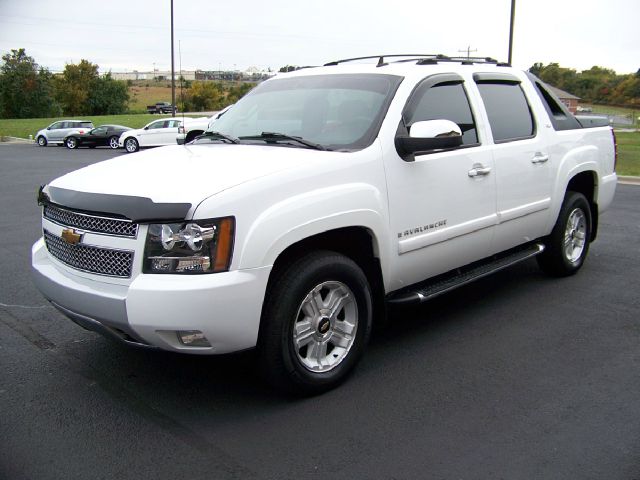 2007 Chevrolet Avalanche Express VAN