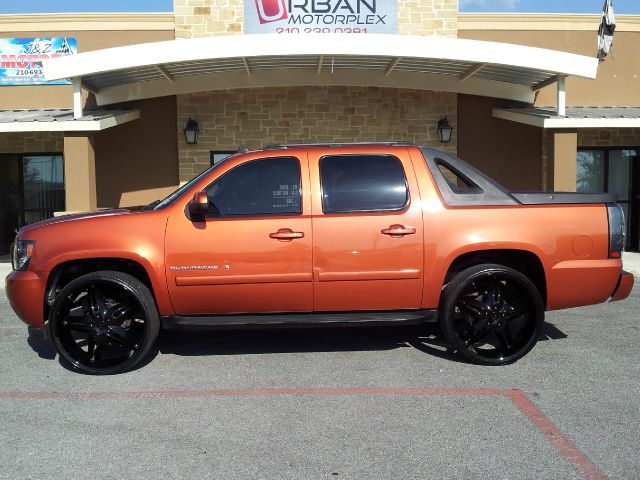 2007 Chevrolet Avalanche 2500 Utility
