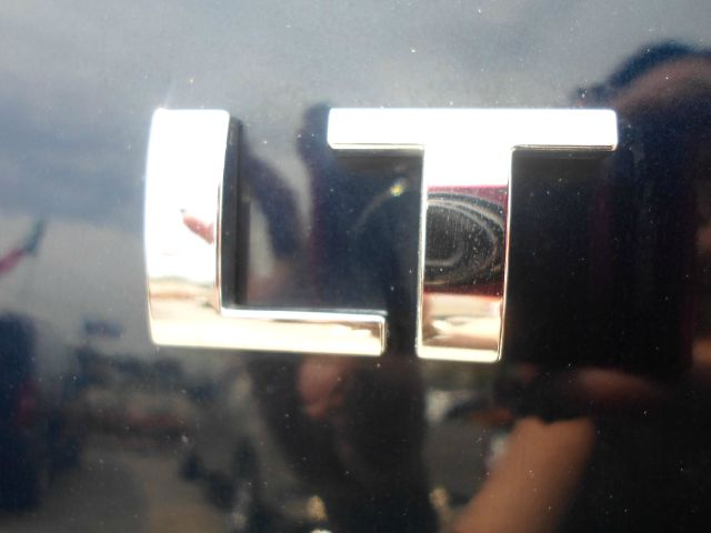 2007 Chevrolet Avalanche SXT Wheelchair Accessible Van