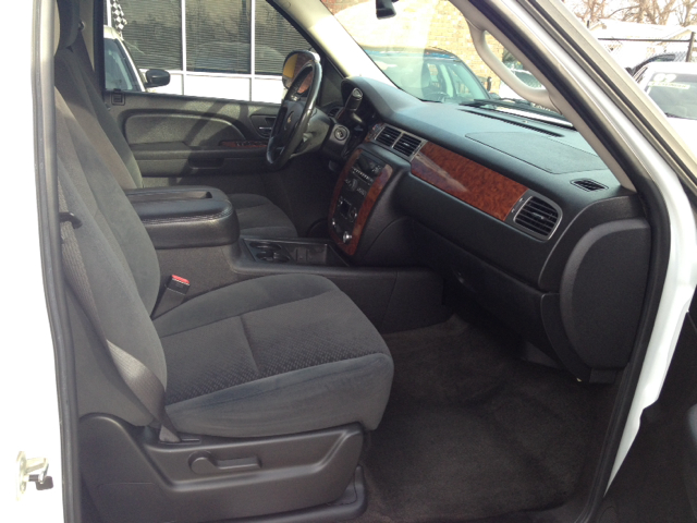 2007 Chevrolet Avalanche 2004.5 WGN FWD