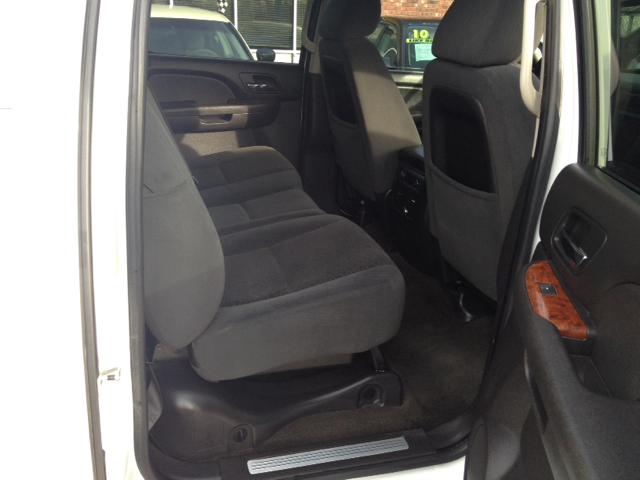 2007 Chevrolet Avalanche 2004.5 WGN FWD