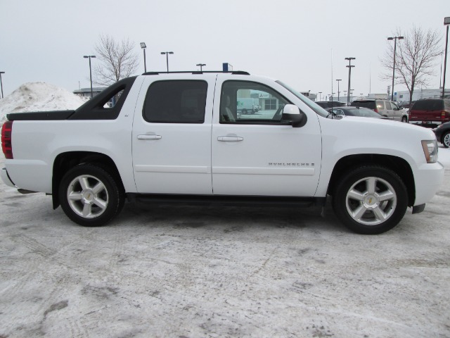 2007 Chevrolet Avalanche Sportseats 7warrtanty Available Van