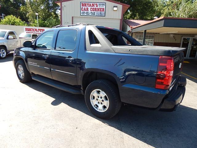 2007 Chevrolet Avalanche Unknown