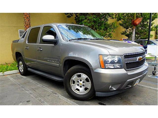 2007 Chevrolet Avalanche Cross Tour EX-L SUV
