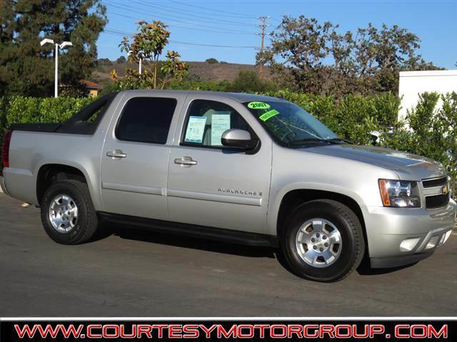 2007 Chevrolet Avalanche V6 RWD Navigation
