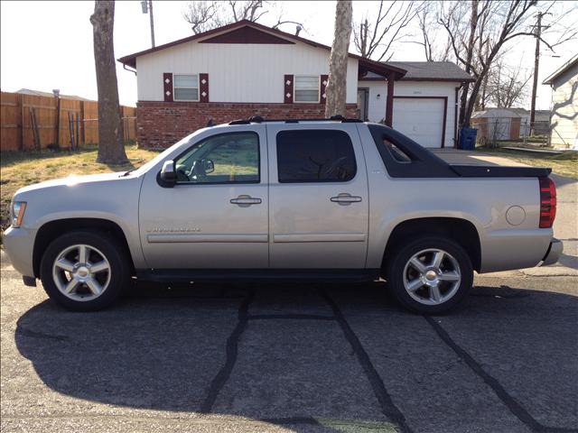 2007 Chevrolet Avalanche SLE SLT WT