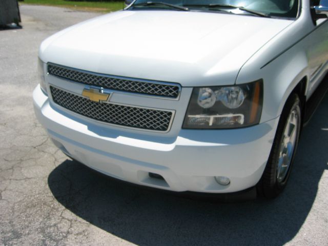 2007 Chevrolet Avalanche LS Flex Fuel 4x4 This Is One Of Our Best Bargains