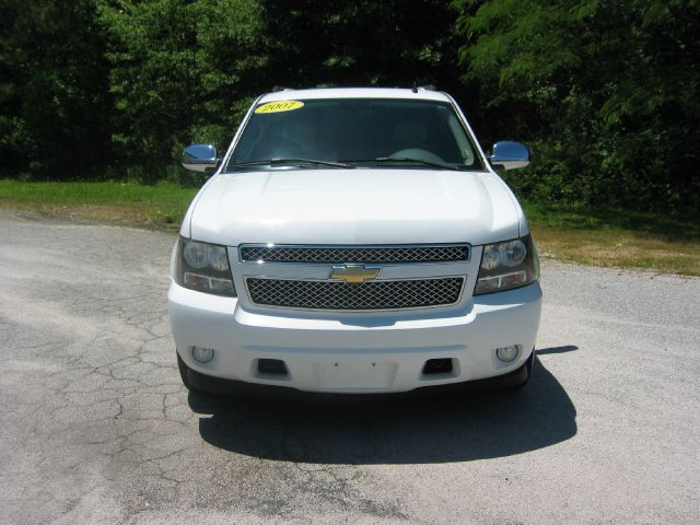 2007 Chevrolet Avalanche LS Flex Fuel 4x4 This Is One Of Our Best Bargains
