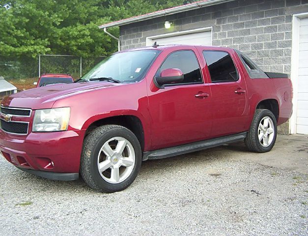 2007 Chevrolet Avalanche SH AWD Leather Moonroof Non-smoker