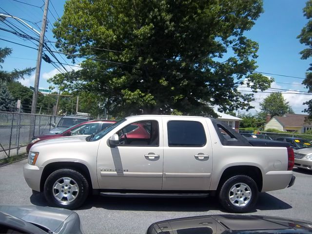 2007 Chevrolet Avalanche 2500 Utility