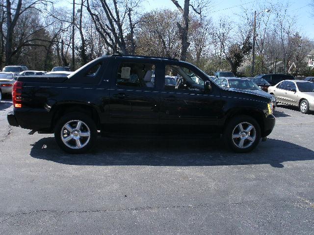 2007 Chevrolet Avalanche SLE SLT WT
