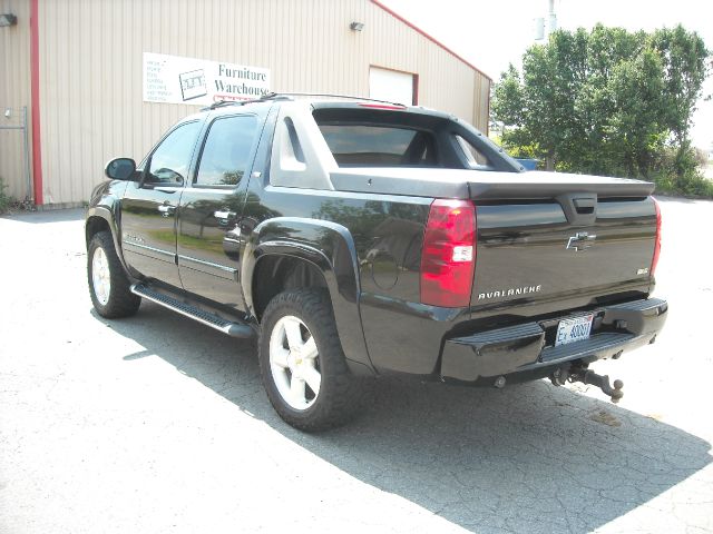 2007 Chevrolet Avalanche Sportseats 7warrtanty Available Van